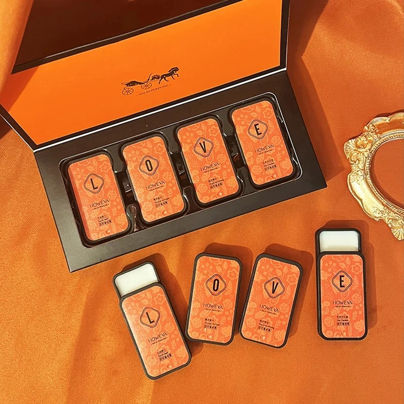 Perfume Fragrance Samples - 4ピースソリッドパフュームセット、フローラル＆フルーティーな香り、長持ちする香り、繊細な香りで持ち運びにも便利、日常使いに最適なギフト
