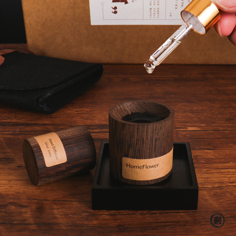 ブラックウォルナットアロマディフューザー – 睡眠、ストレス - Perfume Home Fragrance のレビューと価格