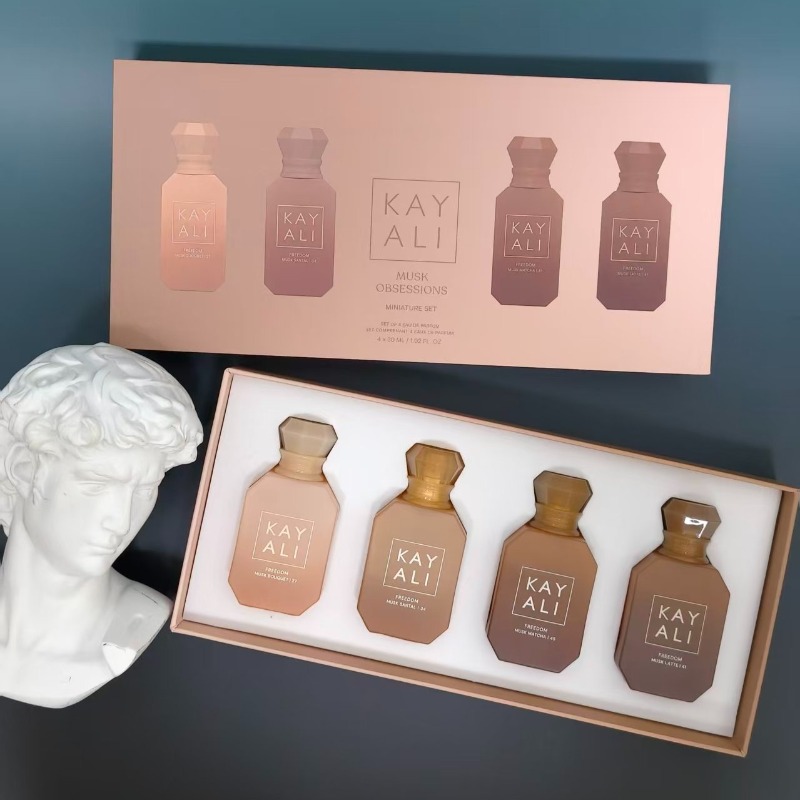 カヤリ ユニセックス パフュームセット 4*30ml 長持ち - Perfume Fragrance Couture のレビューと価格